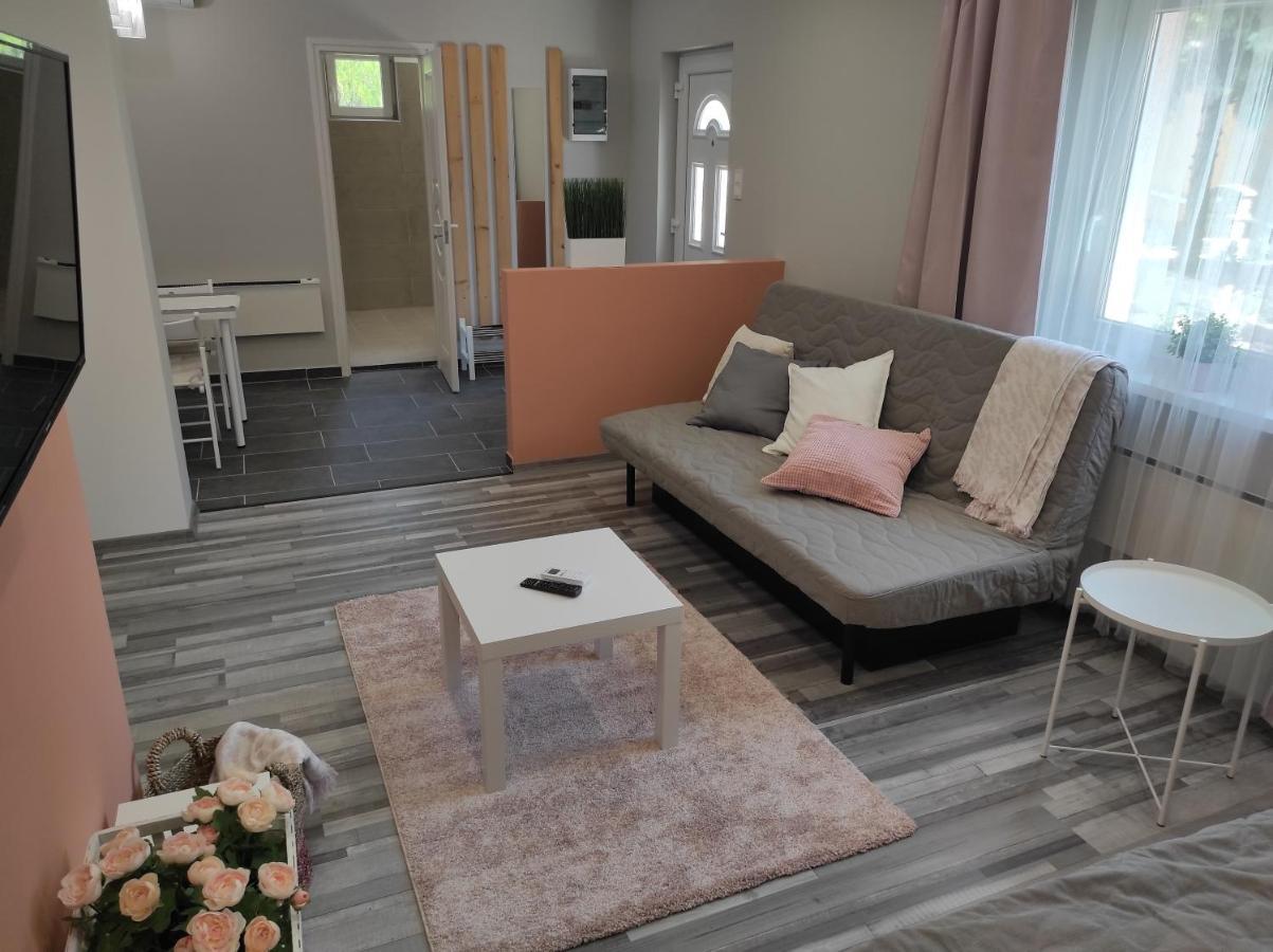 7 Days Apartment Мако Экстерьер фото