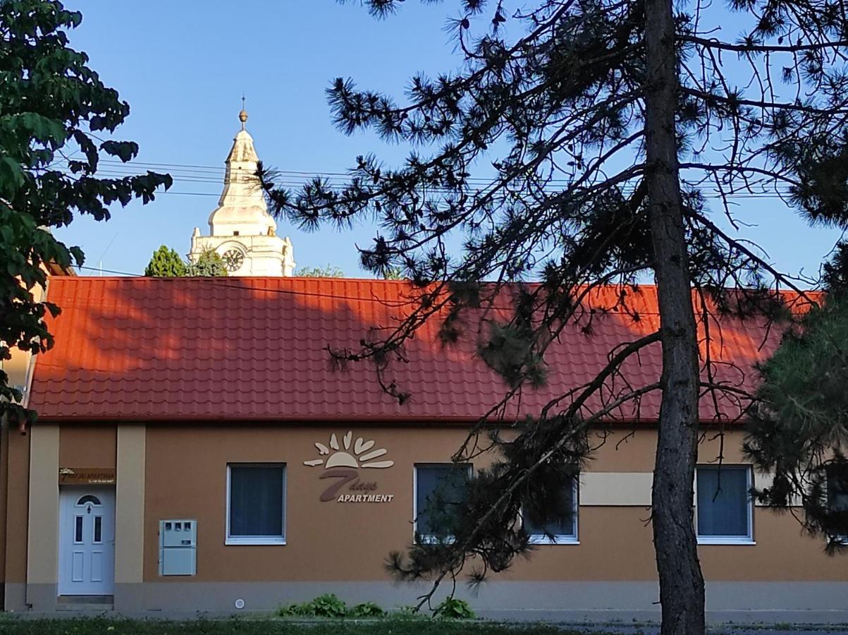 7 Days Apartment Мако Экстерьер фото