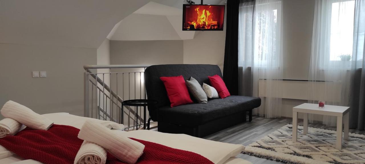 7 Days Apartment Мако Экстерьер фото