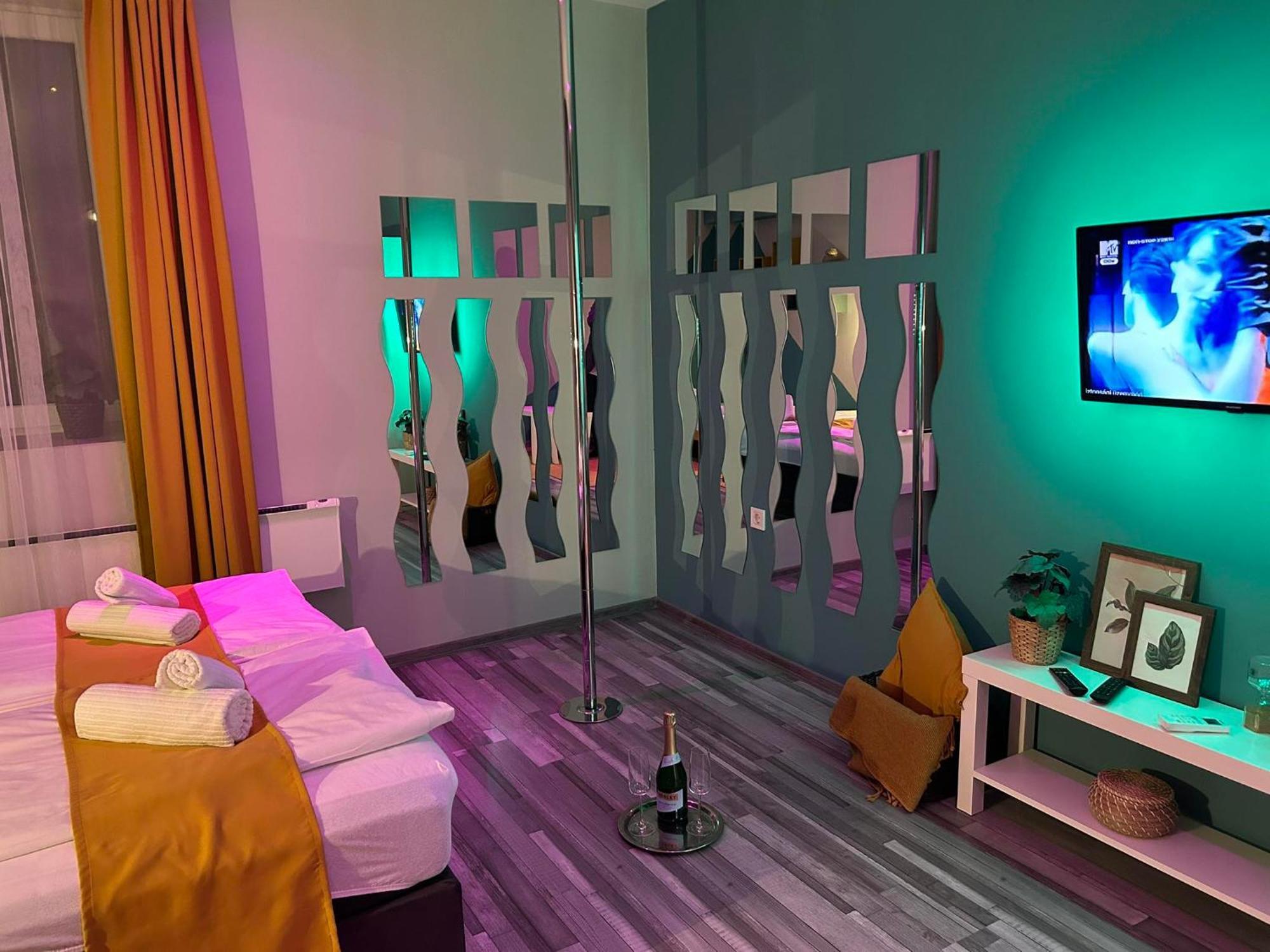 7 Days Apartment Мако Экстерьер фото